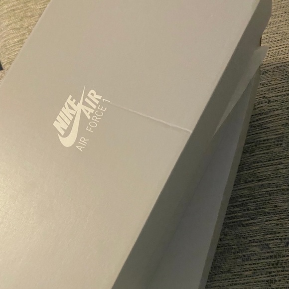 Free 🎁* Nike light purple Mids custom - Picture 2 of 2